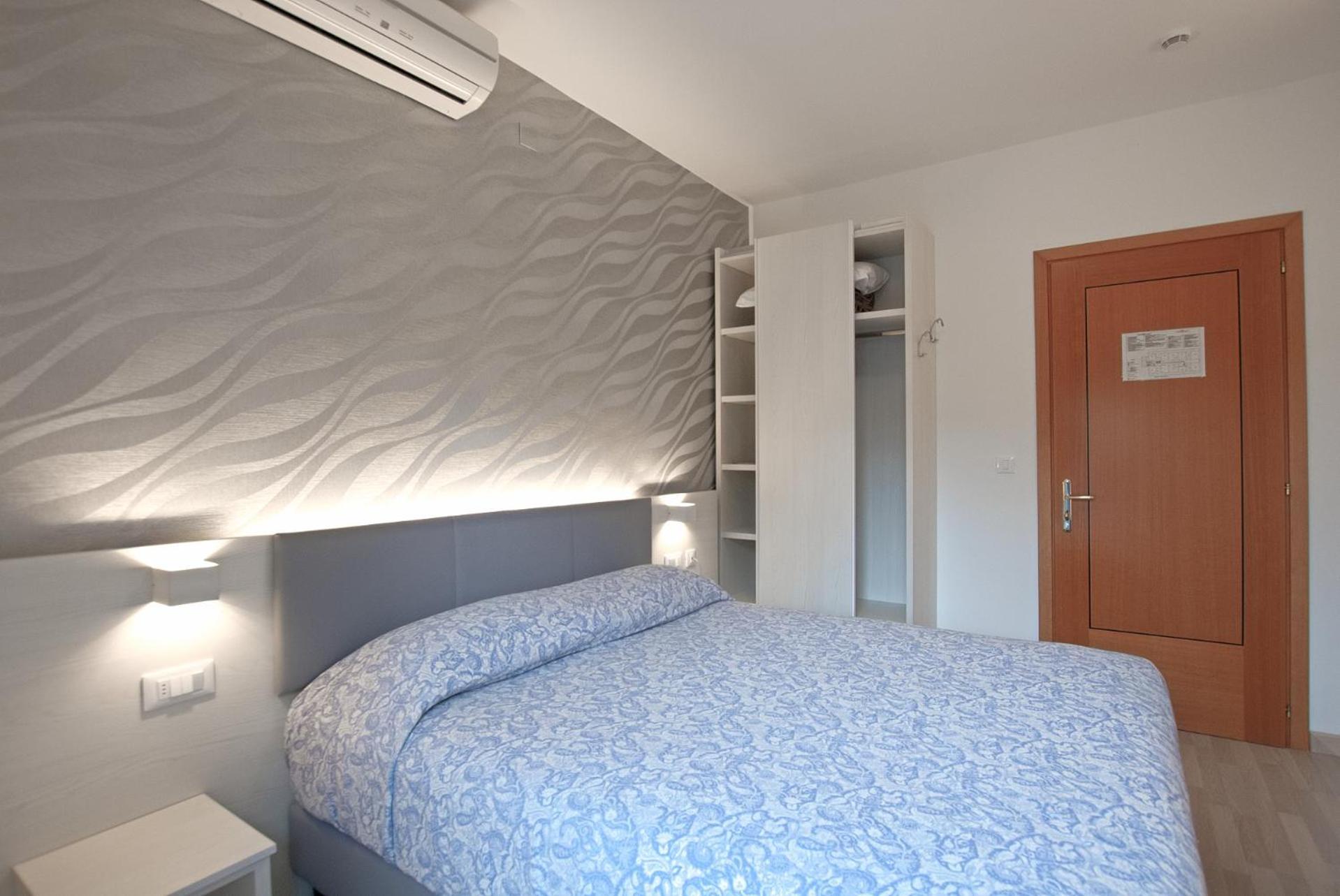 ליגננו סביאדורו Hotel Paris מראה חיצוני תמונה