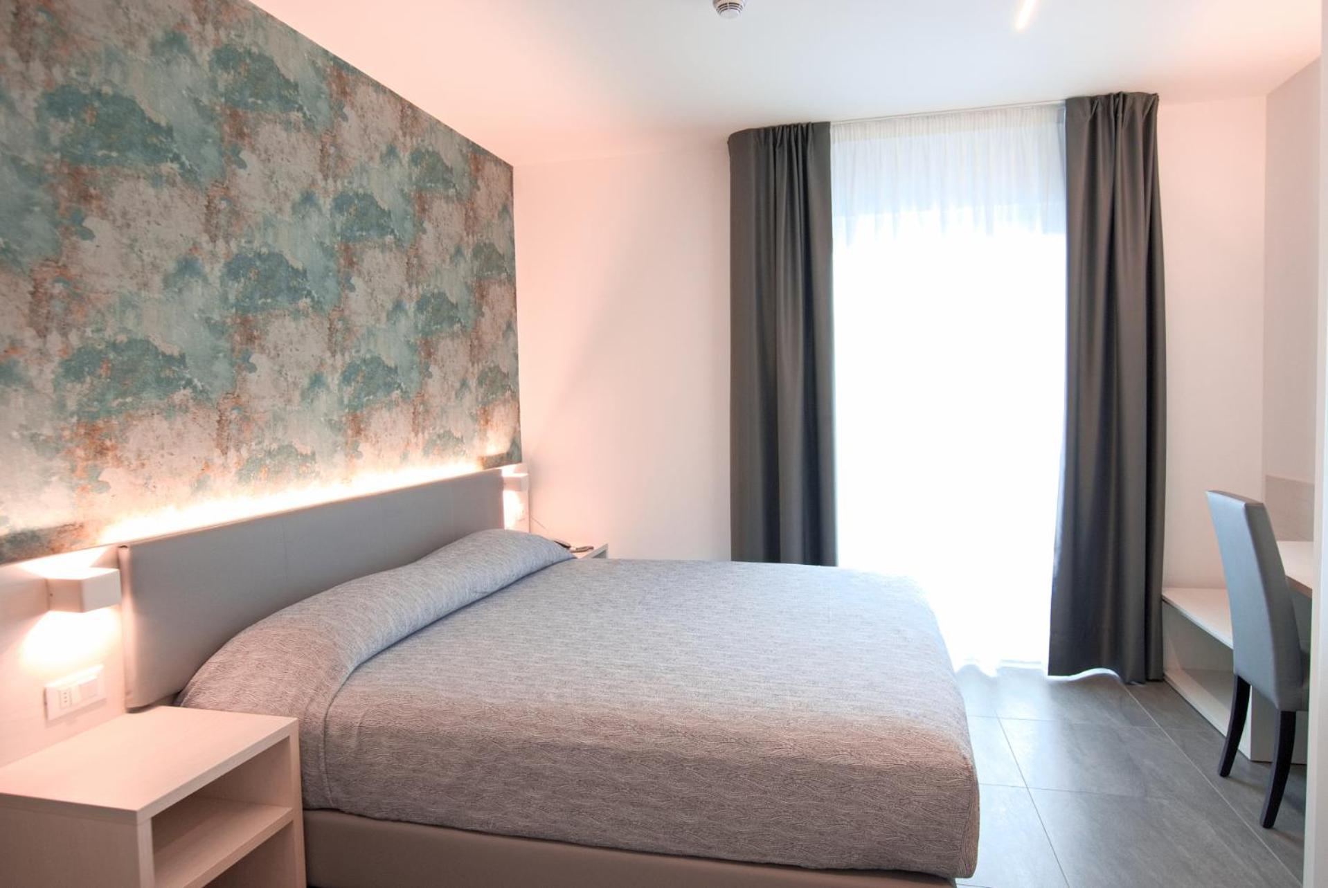 ליגננו סביאדורו Hotel Paris מראה חיצוני תמונה