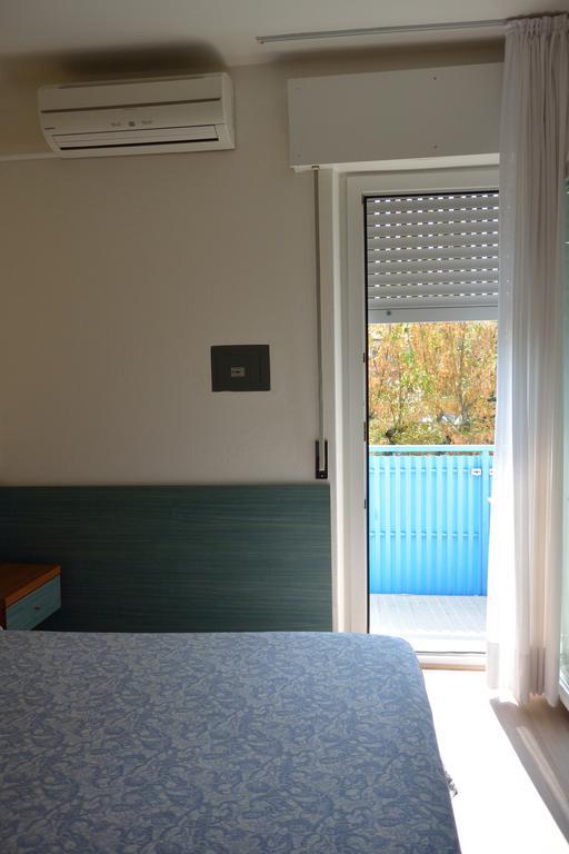 ליגננו סביאדורו Hotel Paris מראה חיצוני תמונה